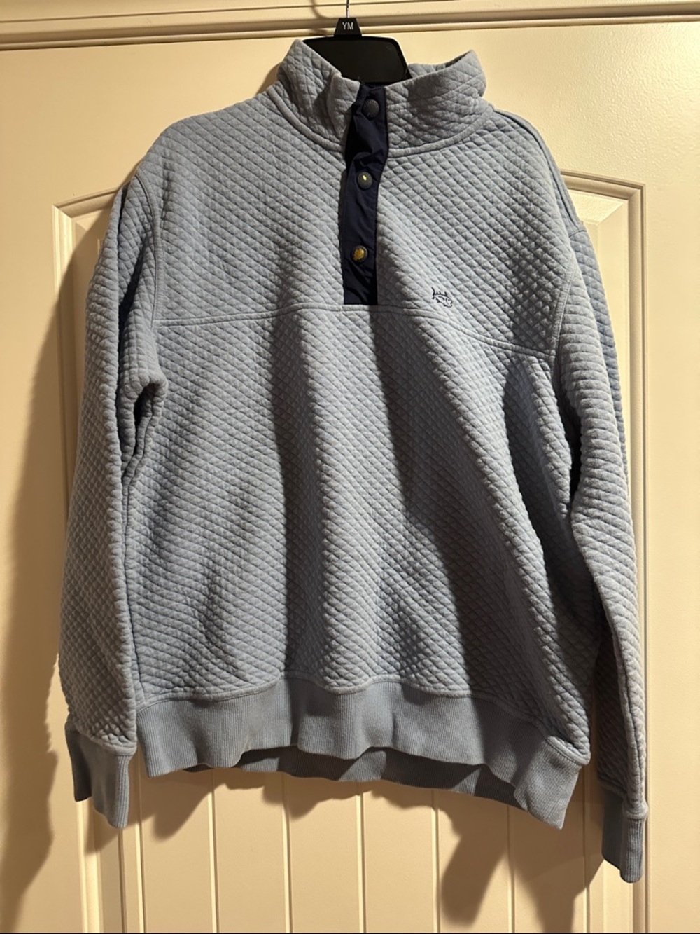 Southern Tide Men's Light Blue Quilted snap Neck Pullover with Navy Placket